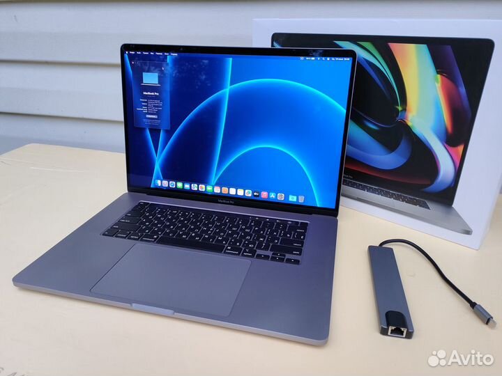 Macbook Pro 16 top 2019 Core i9 64Gb video 8Gb