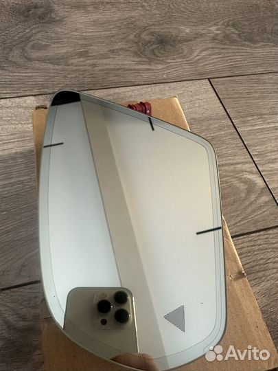 W205 зеркальный элемент левый