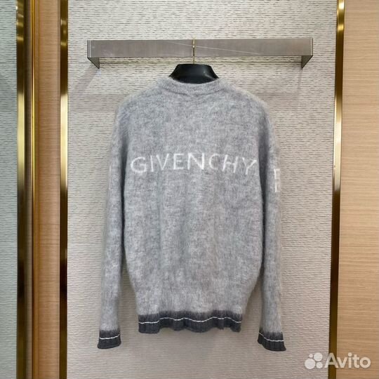 Свитер Givenchy