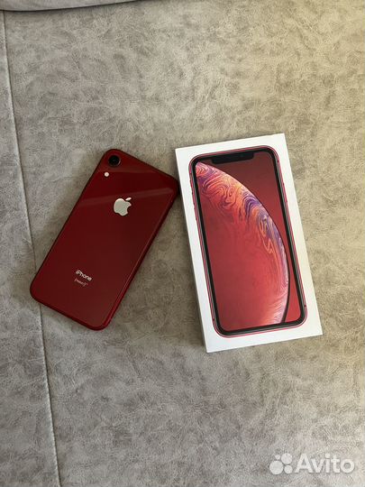 Телефон iPhone XR