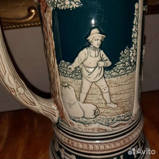 Пашня антикварная пивная кружка литр