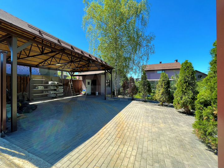 Дом 140 м² на участке 8 сот.