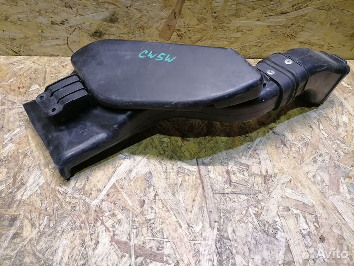 Воздухозаборник Mitsubishi Outlander XL 2.4