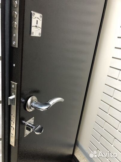 Сейф-двери металл-металл утепленные