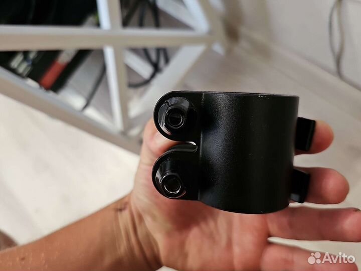 Хомут для электросамоката