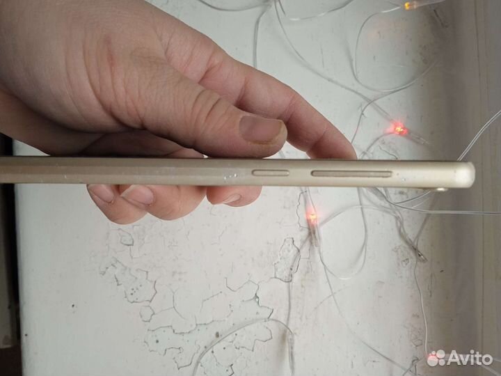 ZTE Blade V9, 3/32 ГБ
