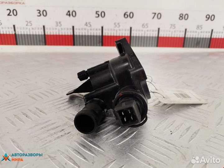 Корпус термостата Renault Megane 2 рест. 2008