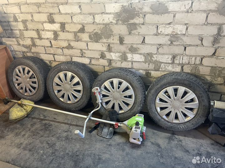 R15 Bridgestone Ice Cruiser 5000 195/65, PCD 4x100 DIA 60.1