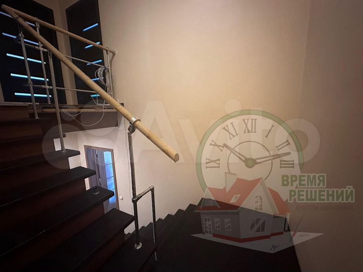 Дом 230,4 м² на участке 7,8 сот.