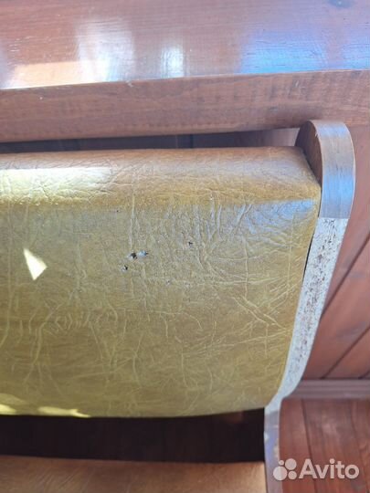 Кухонный угловой диванчик со столом