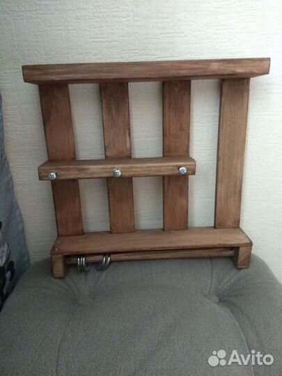 Ключница настенная