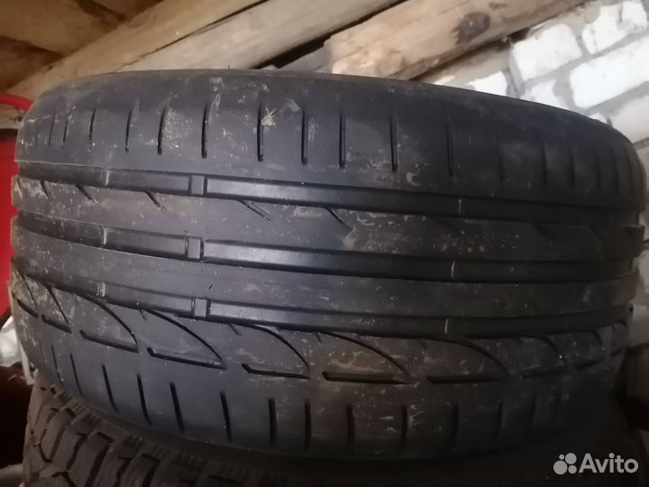 Bridgestone Potenza S001 245/40 R18