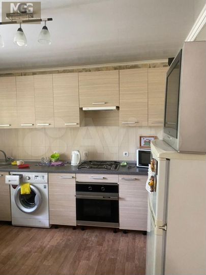 3-к. квартира, 75 м², 1/2 эт.