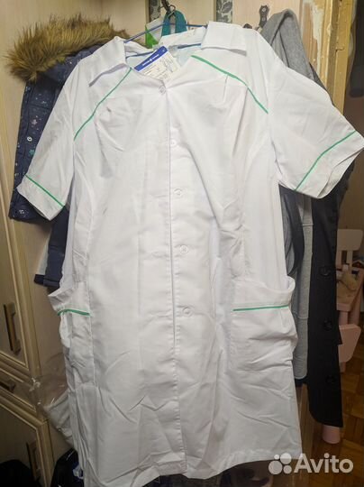 Белый халат медицинский новый
