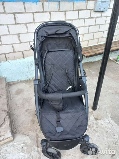 Коляска прогулочная Tomix Bliss V2, черная