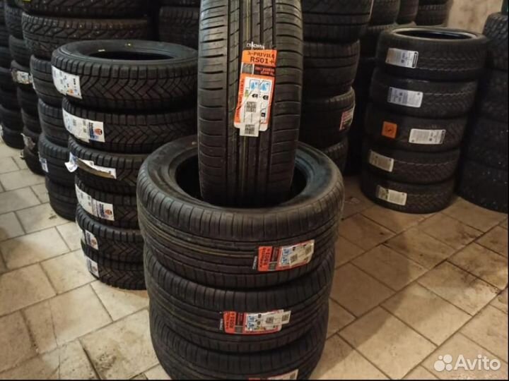 Tracmax X-Privilo RS01+ 285/50 R20 116W