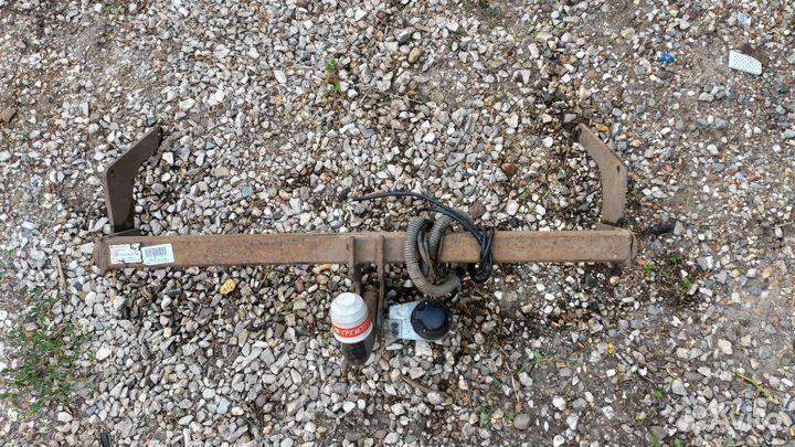 Фаркоп на renault duster (Террано)