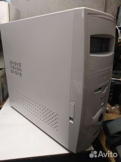 Новый Корпус MidiTower cyber21 (M-204) Белый