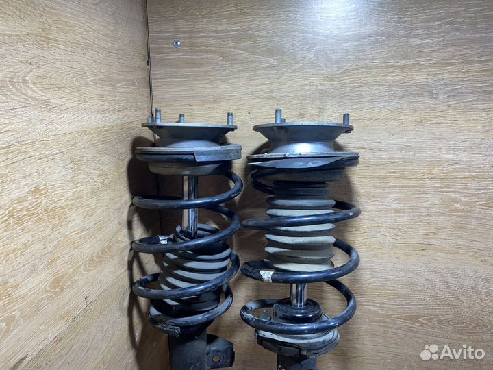 Комплект передних стоек BMW E90 ST177