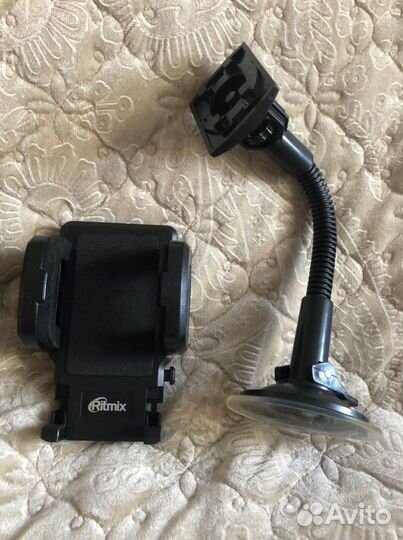 Держатель для мобильных устройств Ritmix RCH-015 W