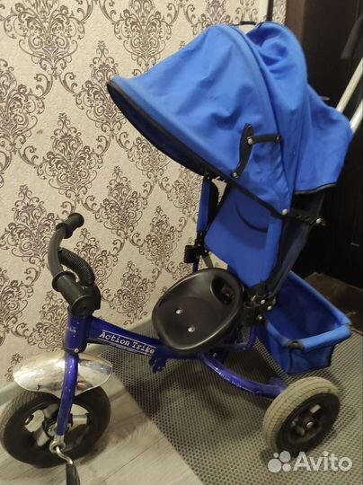 Детский трёх колёсный велосипед