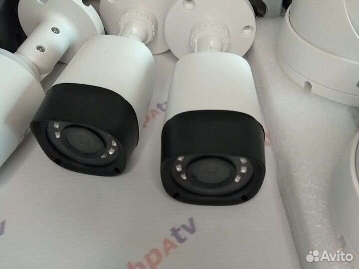 14 камер видеонаблюдения с микрофоном 4Мп Dahua