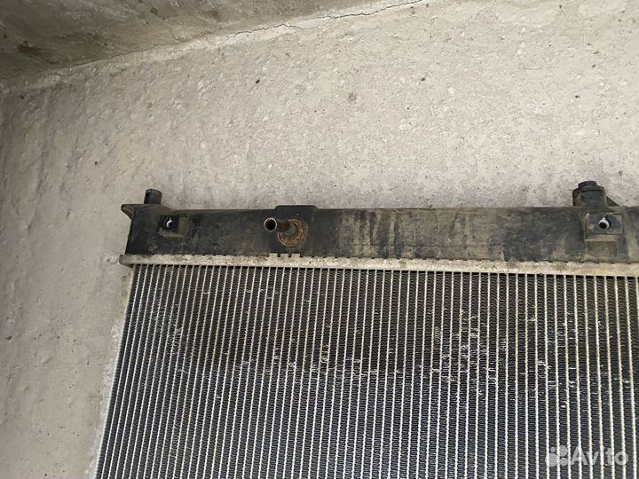 Радиатор Мазда сх 7