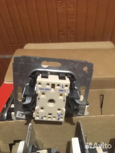 Выключатель