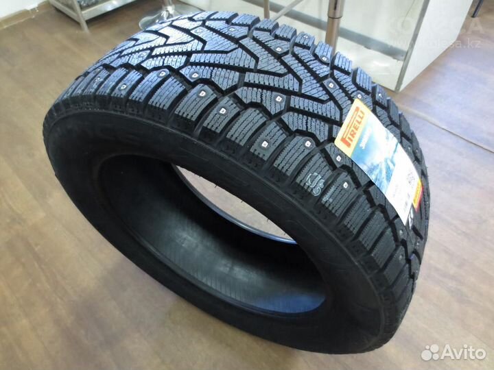 Pirelli Winter Ice Zero 305/35 R21