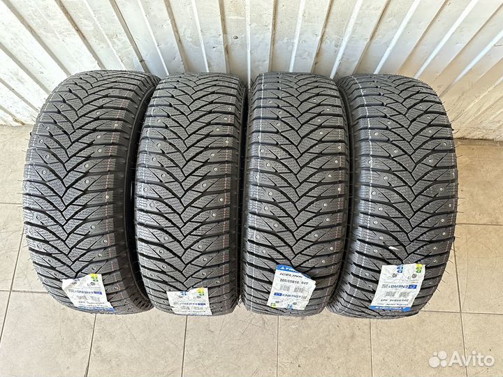 Triangle PS01 215/55 R17