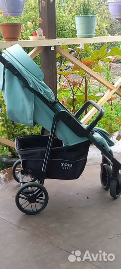 Прогулочная коляска mowbaby