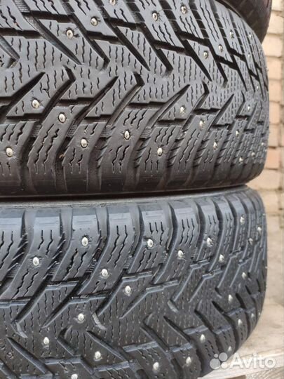 Nokian Tyres Hakkapeliitta 8 SUV 215/65 R16 102T
