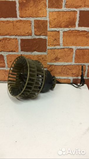 Моторчик печки saab 9000