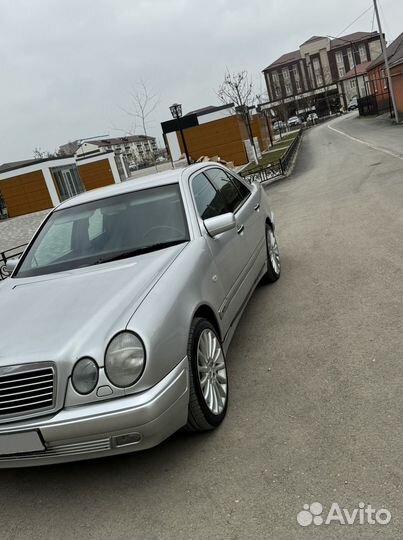 Mercedes-Benz E-класс 2.3 AT, 1997, 300 000 км