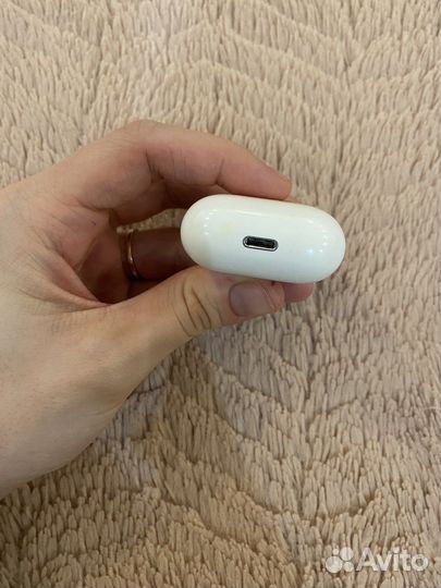 Airpods 1 кейс+наушник правый оригинал