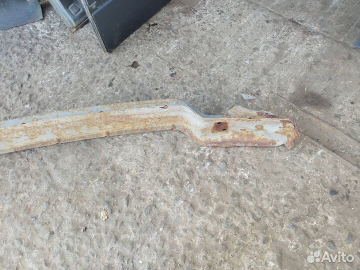 Усилитель заднего бампера Geely Emgrand EC7 FE1