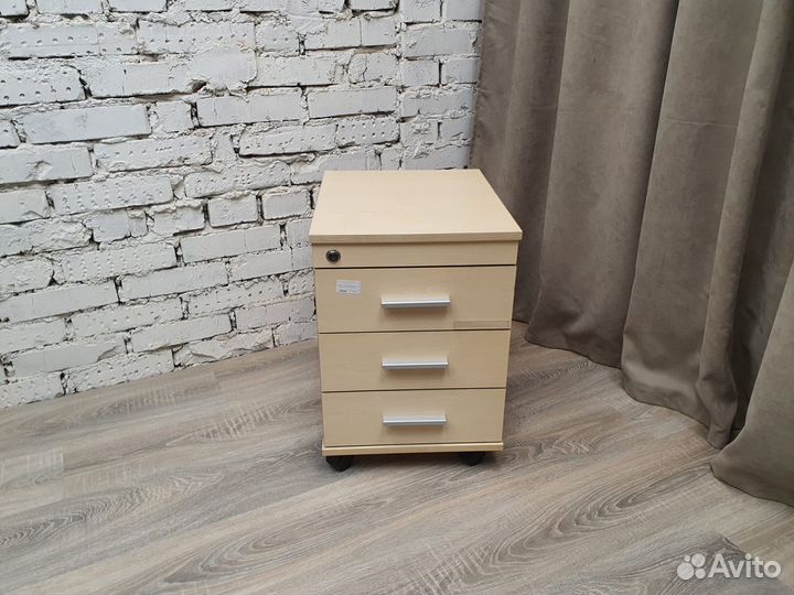 Тумба подкатная