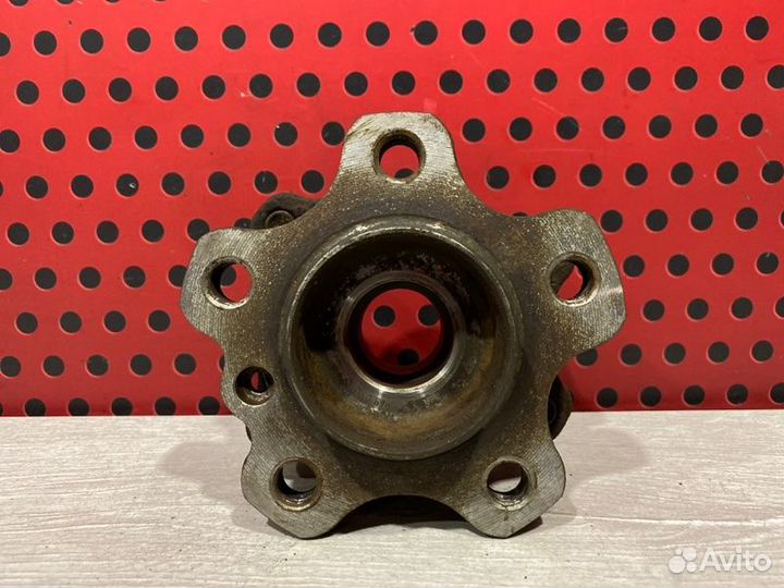 Ступица задняя Bmw 5 G30 B47D20A 2017