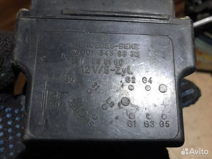 Реле свечей накала Mercedes-Benz E-Class W124