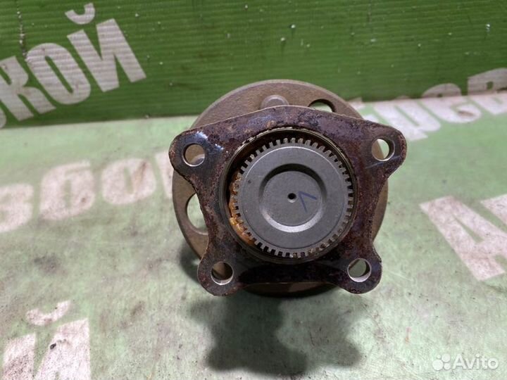 Ступица задняя Toyota Avensis AT220 4A-FE