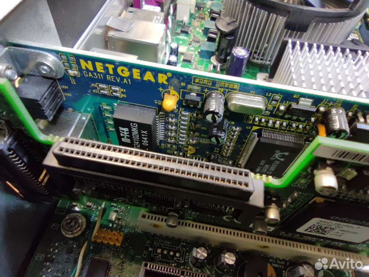 Видеорегистратор 16-канальный Pelco DS-NVR-16-1500