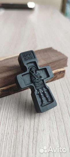 Крест деревянный