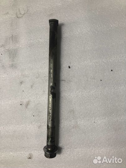 Ось маятника для Yamaha YZF-R1 98-01