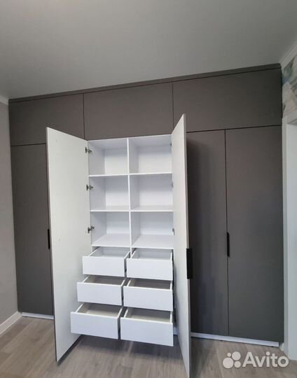 Встроенный шкаф встраиваемый