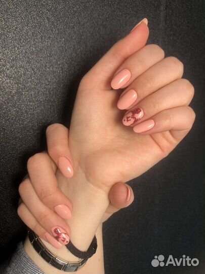 Маникюр