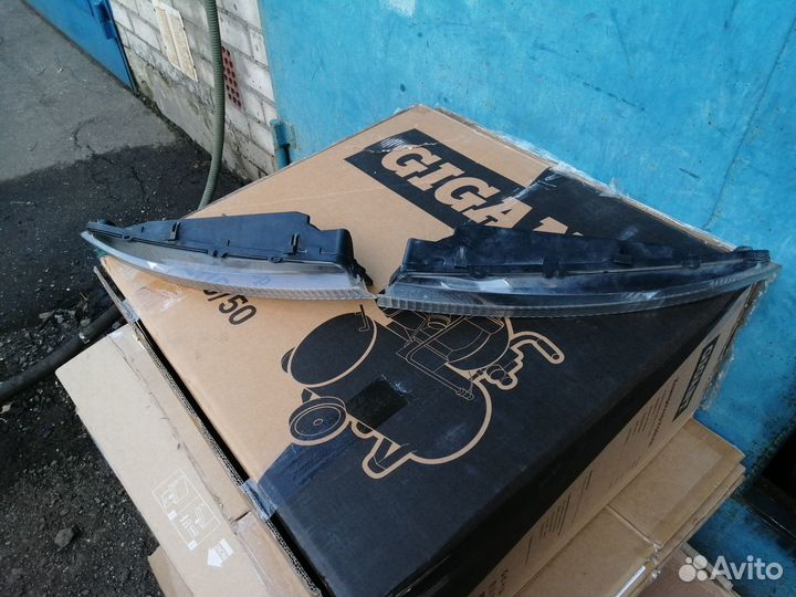 Поворотник в бампер Audi Q7 4L