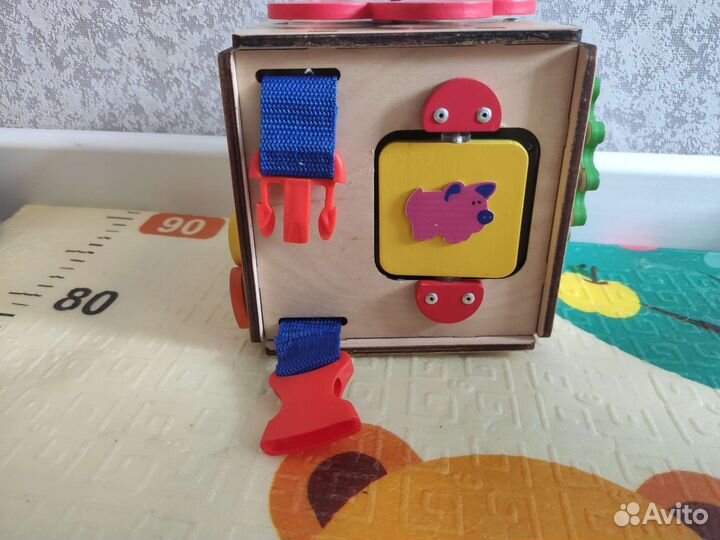 Бизикуб kimtoys