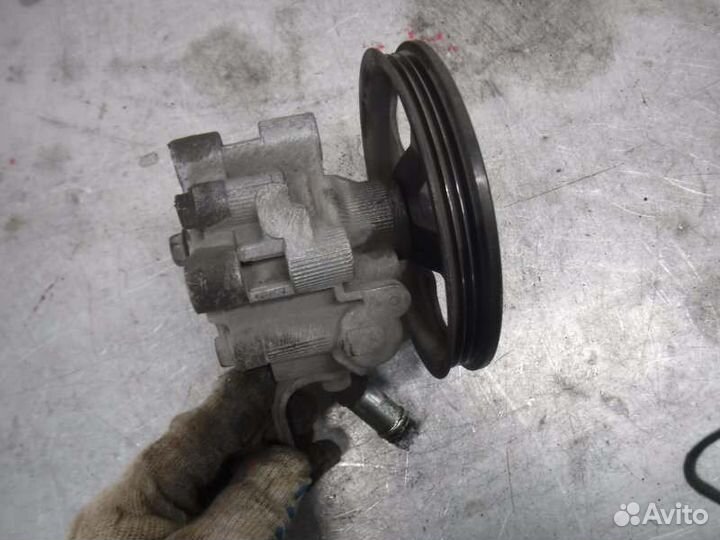 Насос гур Toyota Corolla 124 правый руль 1NZ 2006