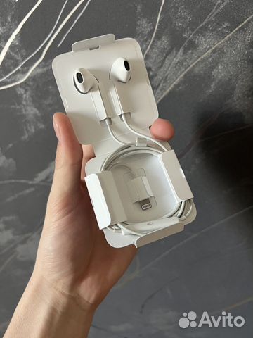 Наушники для iPhone