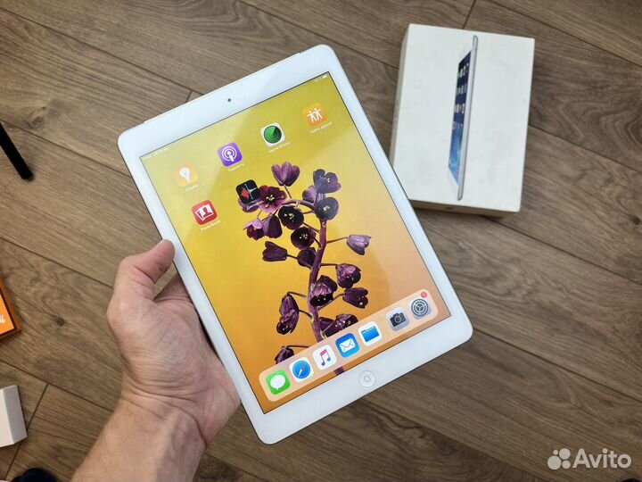 iPad Air 32 гб с коробкой